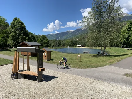 - file://SyYshww58RQi4dH5